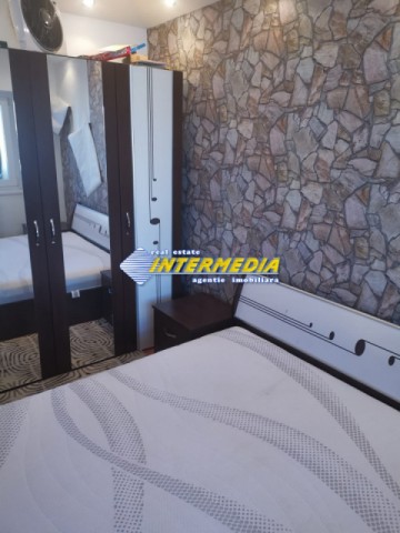apartament-2-camere-decomandat-etaj-3-cetate-zona-flanco-52-mp-finisat-1
