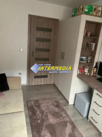 3-camere-decomandat-zona-cetate-etaj-2-cetate-piata-3