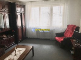 apartament-2-camere-decomandat-de-vanzare-cetate-8