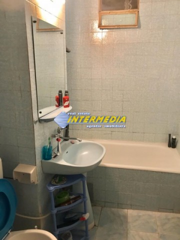 apartament-2-camere-decomandat-de-vanzare-cetate-9