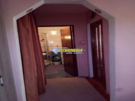 apartament-2-camere-de-vanzare-cetate-zona-mercur-etaj-2-2