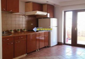 apartament-2-camere-decomandat-finisat-si-mobilat-zona-tolstoi-etaj-1