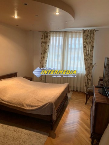 vanzare-apartament-3-camere-decomandat-2-bai-in-zona-cetate-cinema-finisat-si-mobilat-complet-7