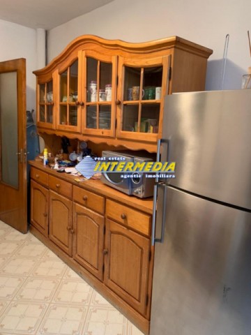 vanzare-apartament-3-camere-decomandat-2-bai-in-zona-cetate-cinema-finisat-si-mobilat-complet-14