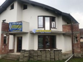de-vanzare-casa-sp1-cu-5-camere-si-500-mp-teren-imprejmuita-semifisata-in-cetate-zona-superba-1