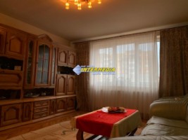 vanzare-apartament-3-camere-decomandat-2-bai-in-zona-cetate-cinema-finisat-si-mobilat-complet-si-boxa-3