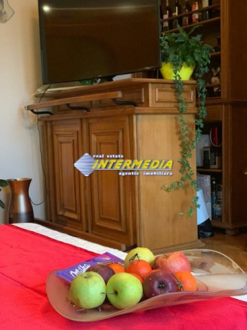 vanzare-apartament-3-camere-decomandat-2-bai-in-zona-cetate-cinema-finisat-si-mobilat-complet-si-boxa-17