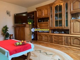 vanzare-apartament-3-camere-decomandat-2-bai-in-zona-cetate-cinema-finisat-si-mobilat-complet-si-boxa-18
