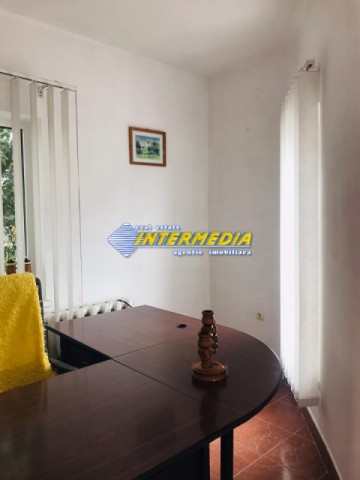 spatiu-birouri-de-inchiriat-35-mp-zona-cetate-alba-iulia-finisat-complet-8