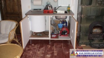 casa-3-camere-teren-975-mp-nucsoara-10