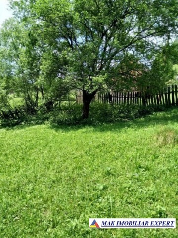 casa-musceleana-cu-4-camere-si-teren-de-382-mp-in-dambovicioara-in-muntii-argesului-5