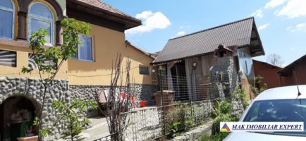 casa-4-camere-teren-500-mp-godeni-capul-piscului-1