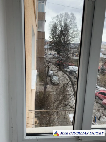 vand-apartament-2-camere-campulung-muscel-centru-arges-13