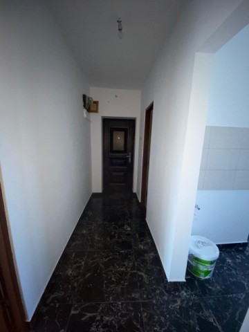 sud-zona-bulevard-2-camere-dec-et-2-renovat-la-36900-eu-13