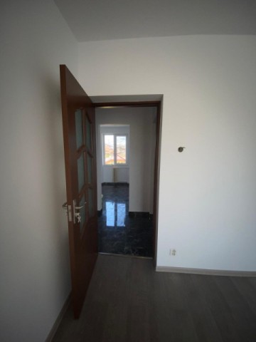 sud-zona-bulevard-2-camere-dec-et-2-renovat-la-36900-eu-15