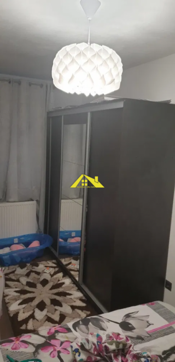 vand-apartament-cetate-3-camere-6
