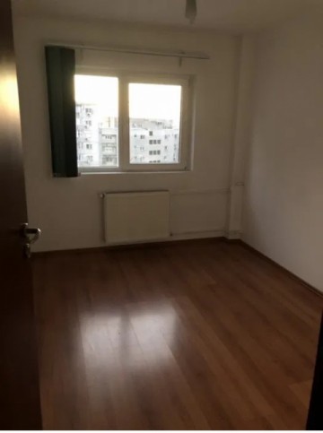 apartament-4-camere-crangasi-4