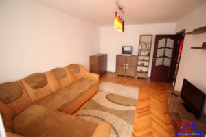 inchiriez-apartament-3-camere-decomandat-zona-garii-4