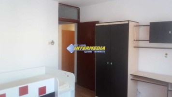 apartament-cu-2-camere-de-vanzare-cetate-etaj-2-8