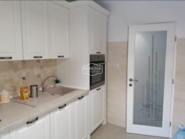 apartament-3-camere-zona-capat-1-0