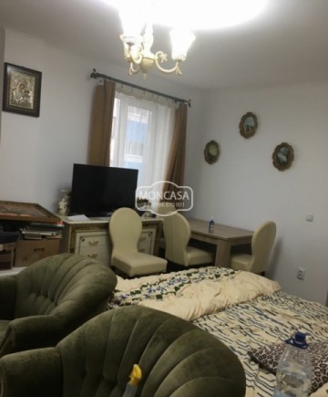 apartament-4-camere-zona-bulevard-biserica-rosett-1