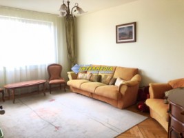 vanzare-apartament-3-camere-decomandat-72-mp-si-pivnita-in-alba-iulia-zona-centru-2