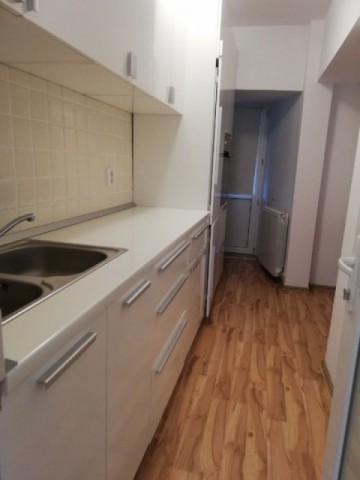 apartament-3-camere-zona-centrala-6