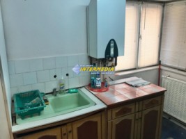 garsoniera-de-vanzare-centru-etaj-2-de-32mp-ocupabila-imediat-2