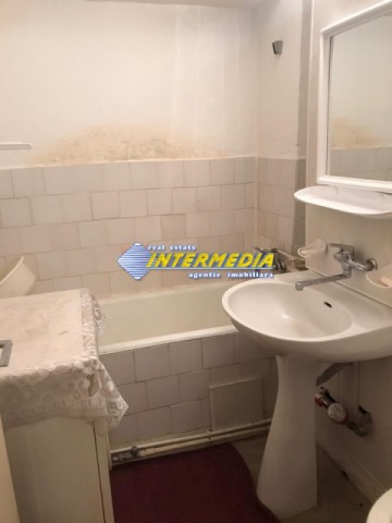 garsoniera-de-vanzare-centru-etaj-2-de-32mp-ocupabila-imediat-9