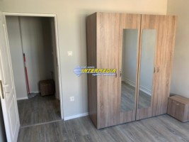 apartament-2-camere-decomandat-de-vanzare-cetate-zona-stadion-2