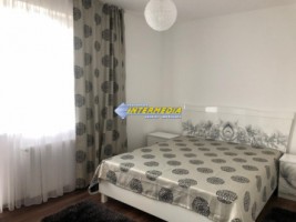 apartament-3-camere-cu-scara-interioara-2-bai-2-balcoane-de-inchiriat-92-mp-mobilat-si-utilat-complet-1