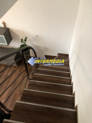apartament-3-camere-cu-scara-interioara-2-bai-2-balcoane-de-inchiriat-92-mp-mobilat-si-utilat-complet-5