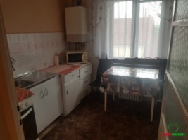 apartament-3-camere-spatios-la-casa-zona-lazaret-compa-1