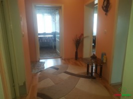 apartament-3-camere-spatios-la-casa-zona-lazaret-compa-5