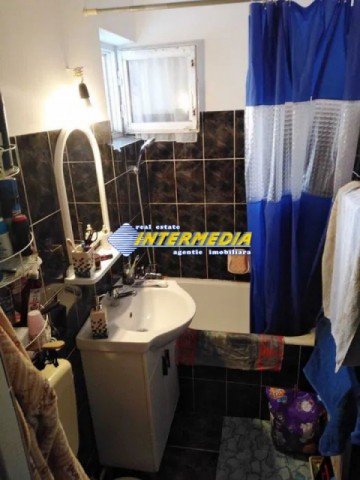 apartament-2-camere-decomandat-de-vanzare-cetate-5