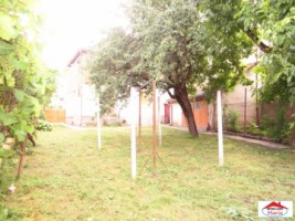 casa-cu-etaj-si-teren-10-ari-titulescu-id-21538-10