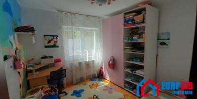 apartament-3-camere-decomandat-zona-strand-1