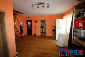 apartament-2-camere-zona-vasile-aaron-7