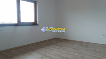 casa-noua-de-vanzare-in-cetate-finisata-complet-7