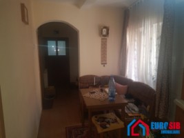 apartament-2-camere-la-casa-in-loc-cisnadie-0