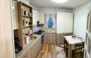 apartament-3-camere-decomanat-si-finisat-de-vanzare-cetate