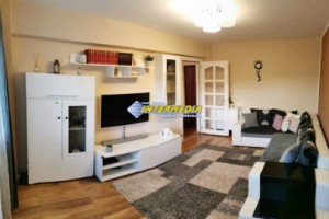 apartament-3-camere-decomanat-si-finisat-de-vanzare-cetate-1