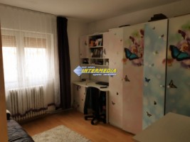 apartament-cu-doua-camere-etaj-1-cetate-4