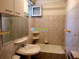 apartament-cu-doua-camere-etaj-2-cetate-7