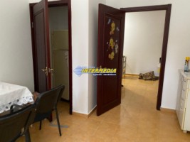inchiriez-apartament-2-camere-decomandate-60-mp-finisat-si-mobilat-cetate-stadion-1