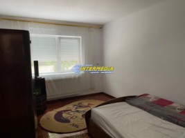 inchiriez-apartament-2-camere-decomandate-60-mp-finisat-si-mobilat-cetate-stadion-12