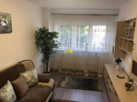 inchiriez-apartament-3-camere-zona-cetate-mercur-etaj-1super-renovat-4
