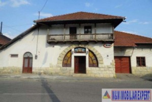 inchiriez-spatiu-comercial-100-mp-campulung