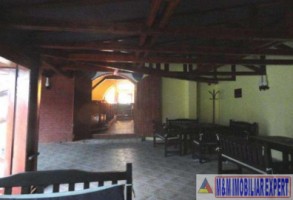 inchiriez-spatiu-comercial-100-mp-campulung-2