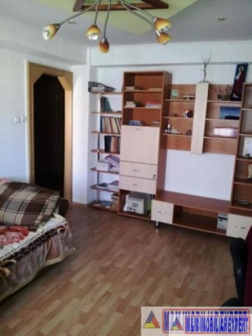 martie-2026-apartament-2-camere-confort-1-et-2-visoi-campulung-muscel-arges-1